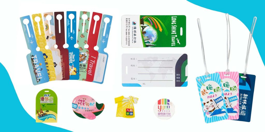 行李牌＆胸章類別圖。產品有行李吊牌、長條形行李牌、特殊造型行李牌、胸章、塑膠繩。色彩飽和繽紛。